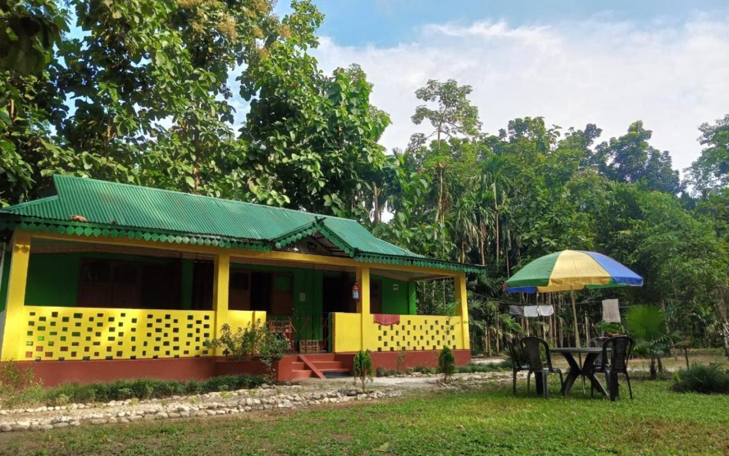 Leo Jungle Retreat By Stayapart , Jaldapara Madari Hat Extérieur photo