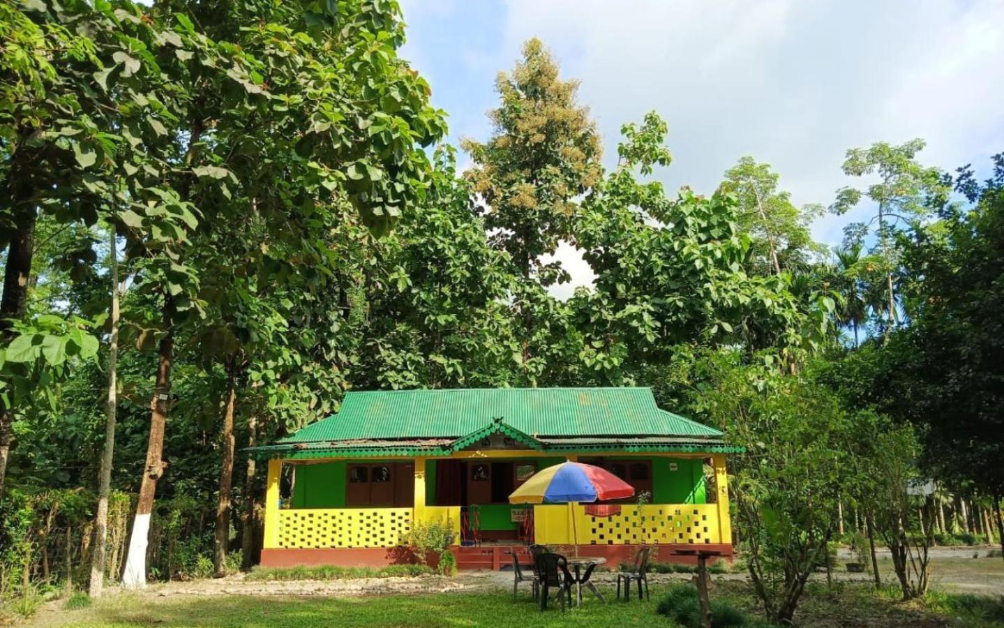 Leo Jungle Retreat By Stayapart , Jaldapara Madari Hat Extérieur photo