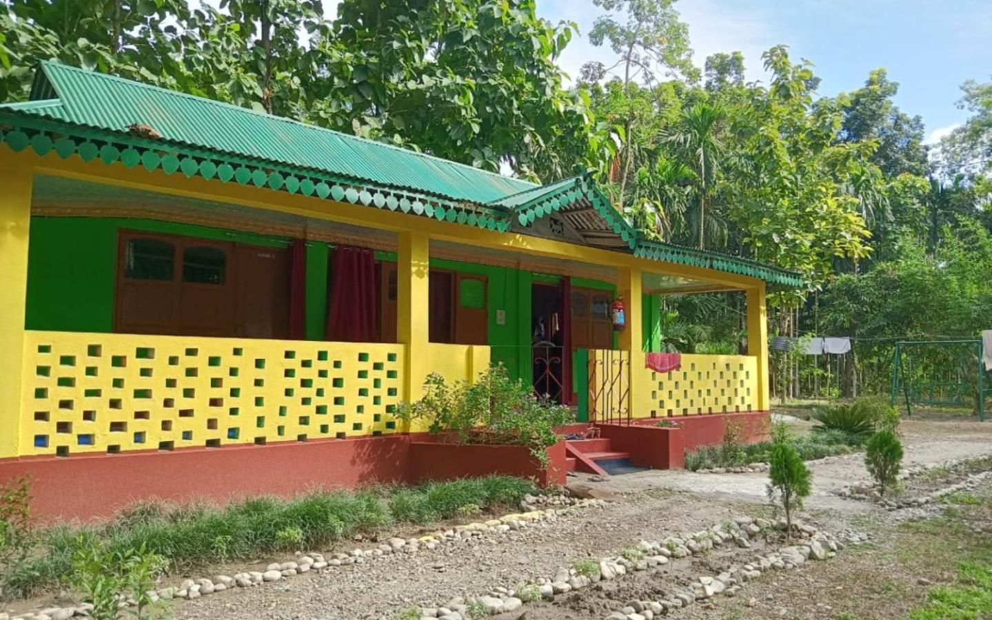Leo Jungle Retreat By Stayapart , Jaldapara Madari Hat Extérieur photo